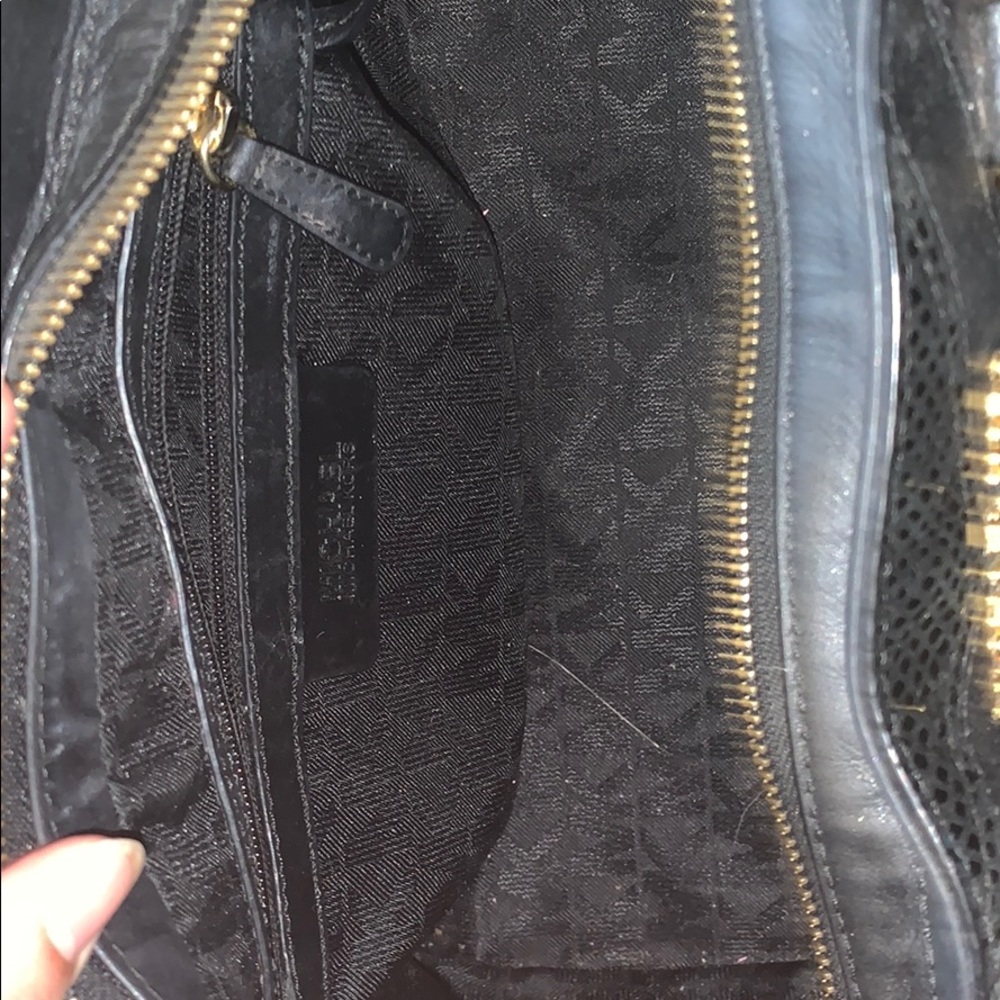 Michael Kors Handbag - Picture 6 of 7